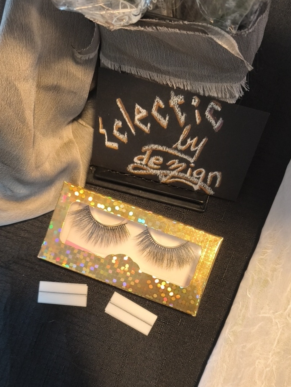 Boutique Dramatic 3D Faux Mink Lashes NIB Set With Glue Strips & Spoolie